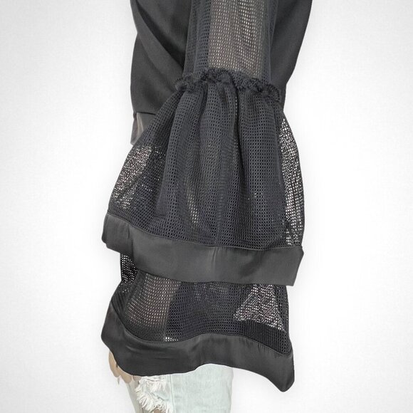 GRACIA Large Black Mesh Bell Shaped Sleeves Top Party - Picture 4 of 9